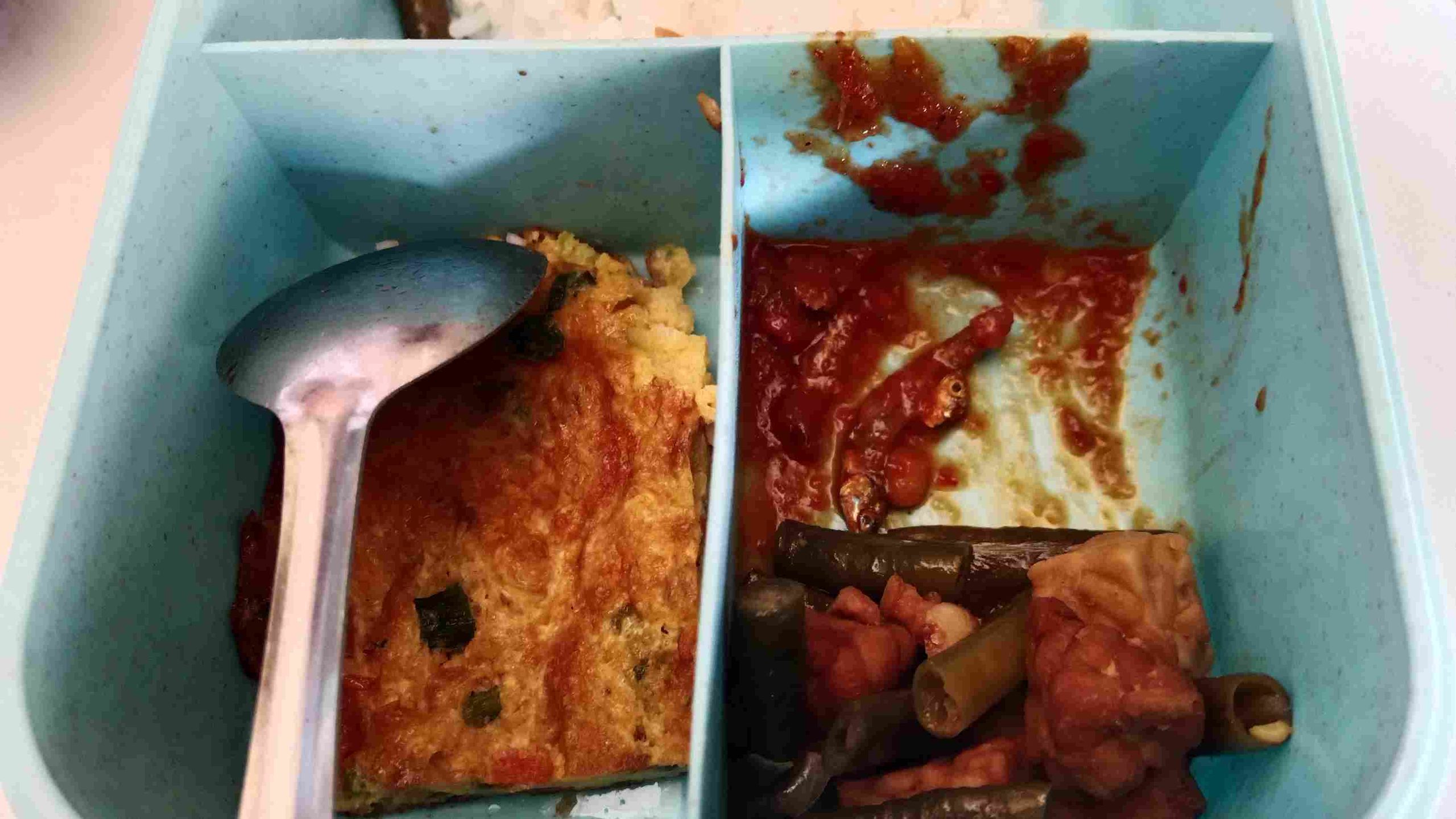 Menu MBG Sambal Teri Siswa SD Tanwir Surabaya Dipertanyakan