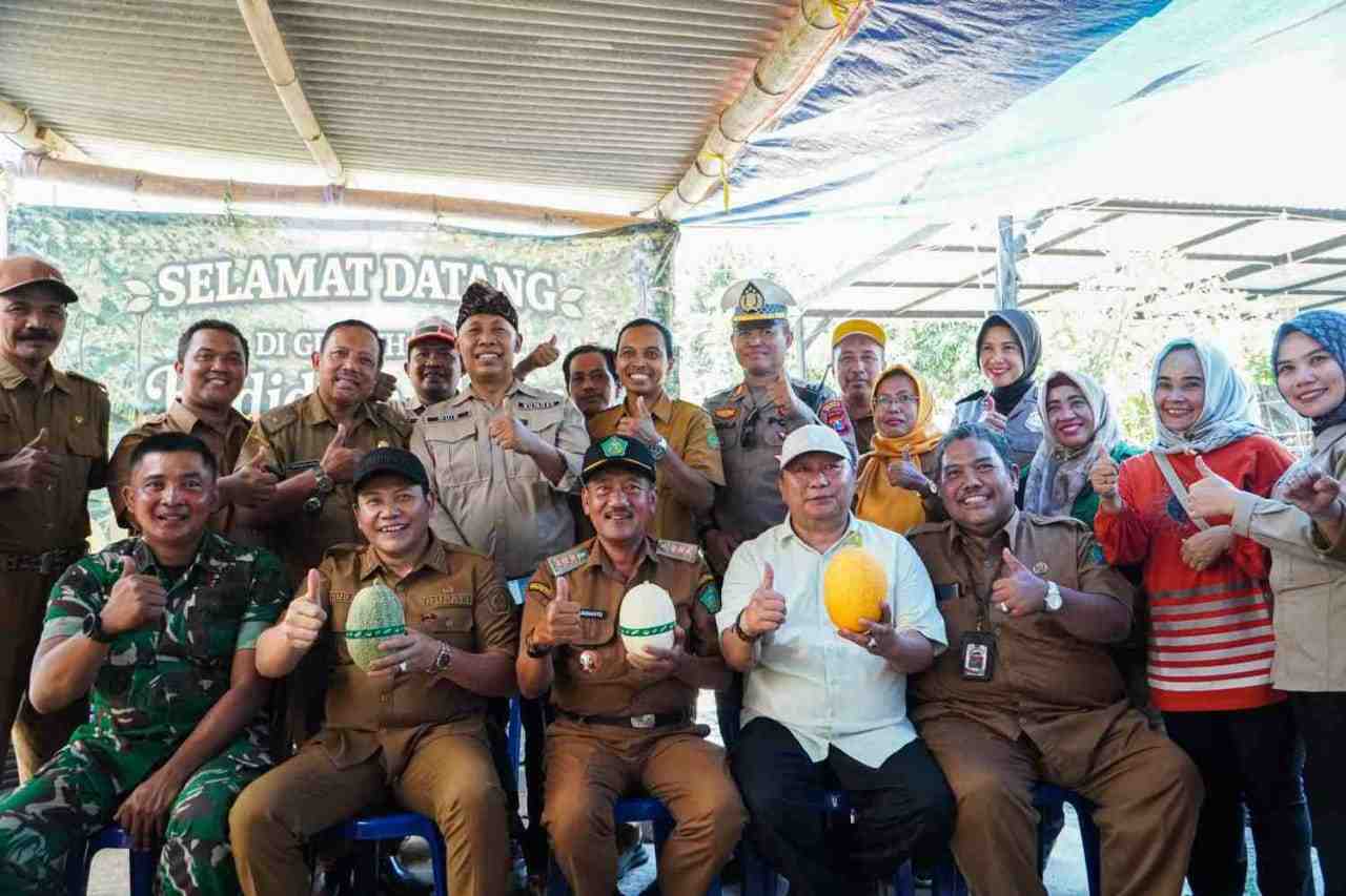 Bupati Subandi Resmikan Wisata Petik Melon Premium BUMDes Sidorejo Krian, Modal Rp25 Juta Untung Rp19 Juta