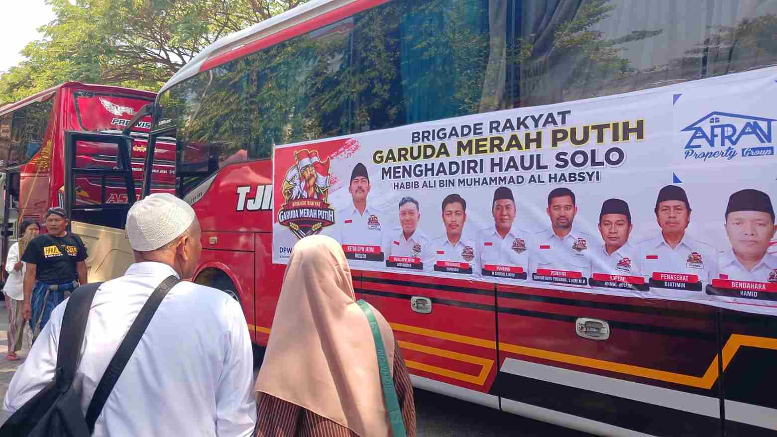 Jemaah Brigade Rakyat GARUDA MERAH PUTIH DPW JAWA TIMUR Hadiri Haul Solo